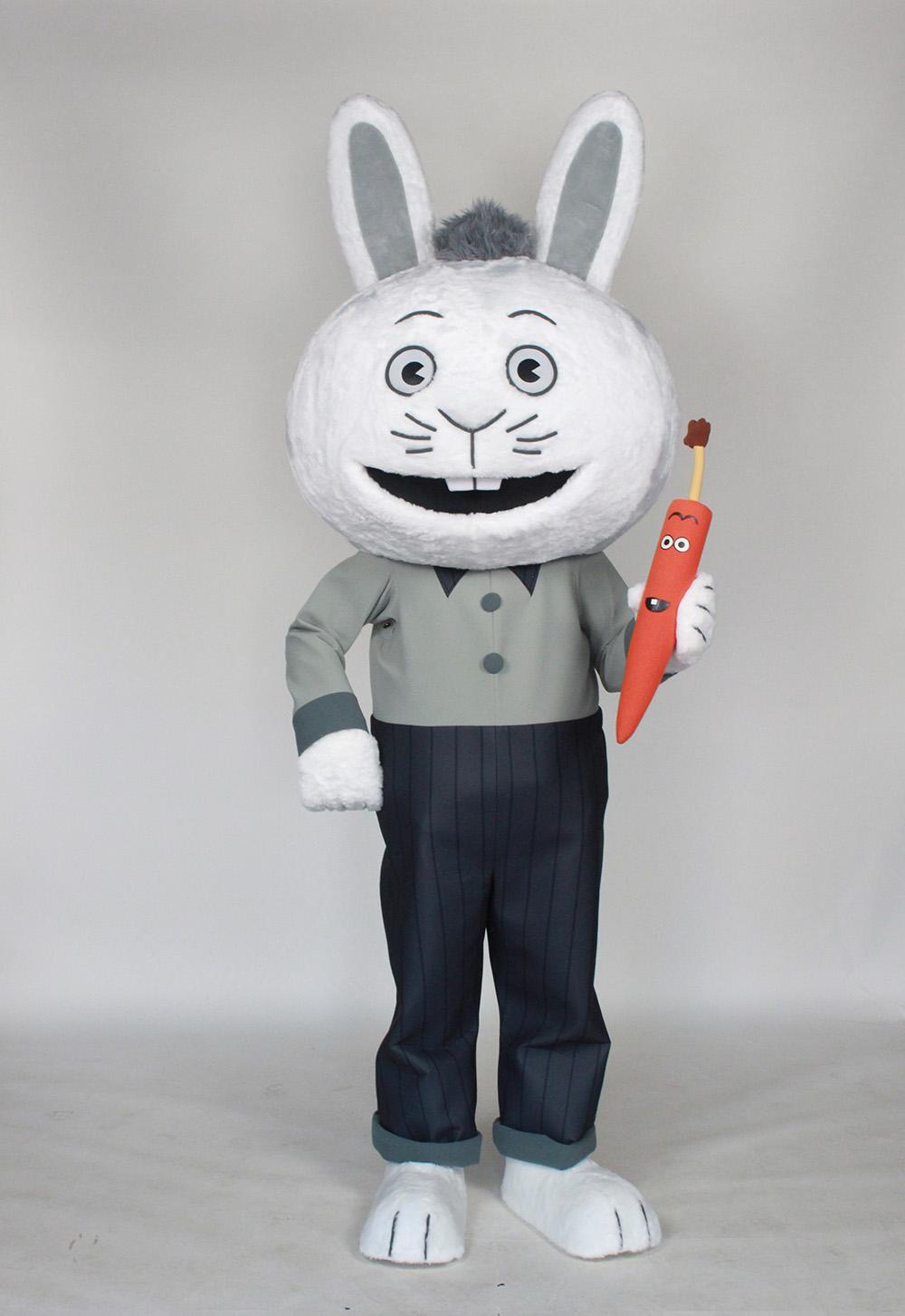 jasper rabbit holding orange carrot
